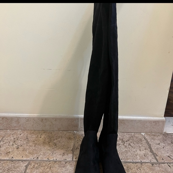 UNISA High Boots 👢 - Picture 5 of 8